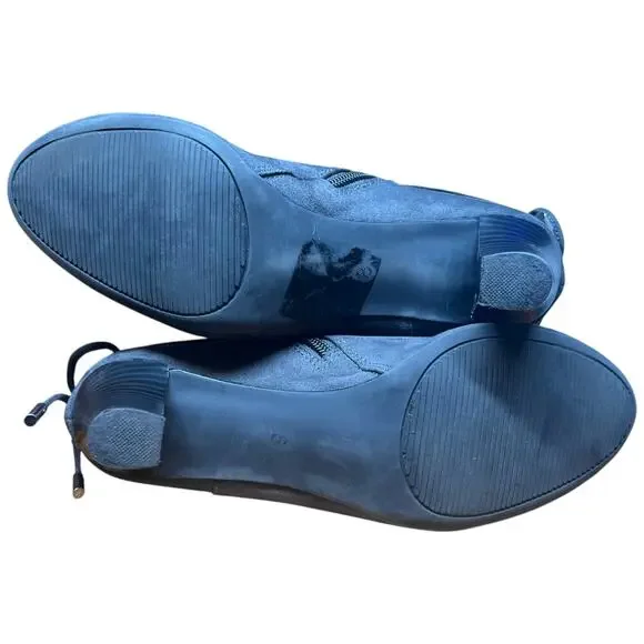 COACH and FOUR Women's Size 8 Gray Suede Ankle Booties Zip Cuffed Bow Heels - Picture 10 of 14